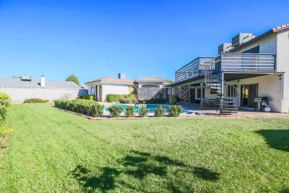 Exclusive Residence Steps from the Las Vegas Strip House in Summerlin