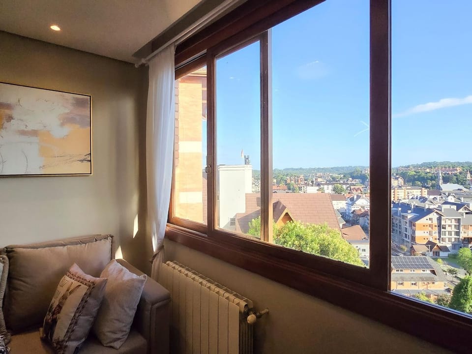 Living room, City view, Garden view, Landmark view, Mountain view, Street view