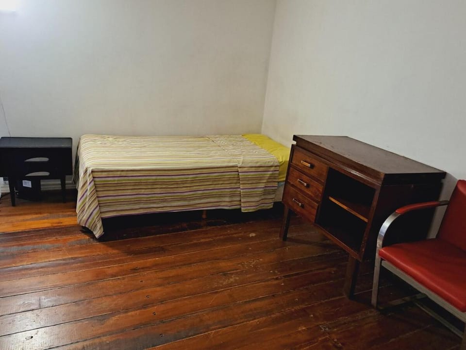 Habitacion Grande en Av Corrientes Apartment in Buenos Aires