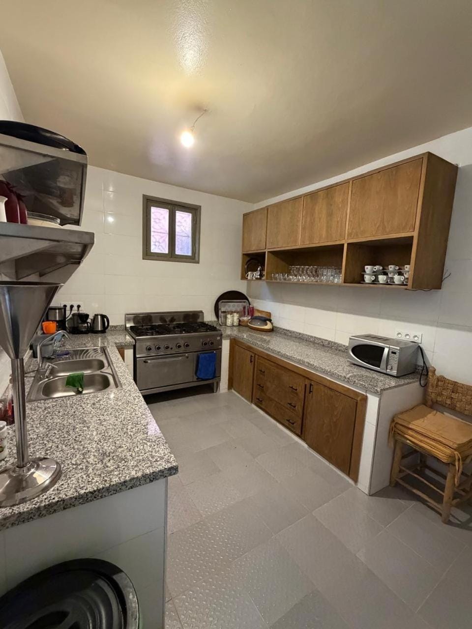 Kitchen or kitchenette, Kitchen or kitchenette