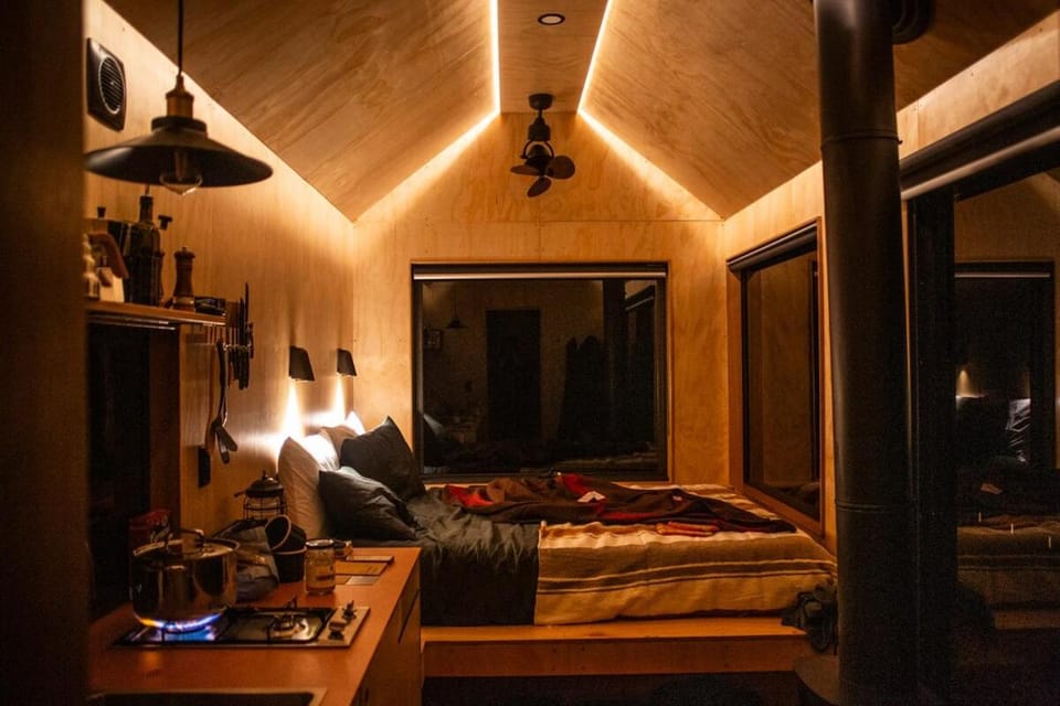Off-Grid Cabin Surrounded by Nature - Emillie Cabin in Duckmaloi