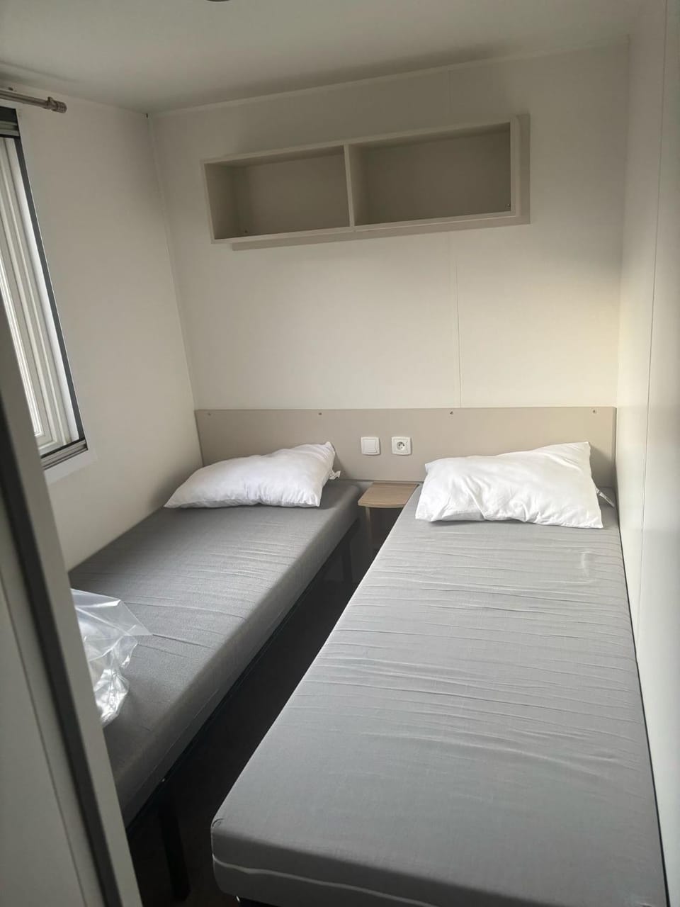 Mobil home climatisé 8 couchages 3 CHAMBRES 222 SIBLU LES CHARMETTES Campground/ 
RV Resort in Les Mathes