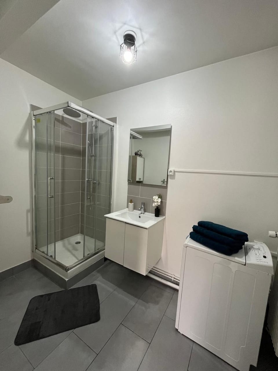Studio Élysée Apartment in Paris