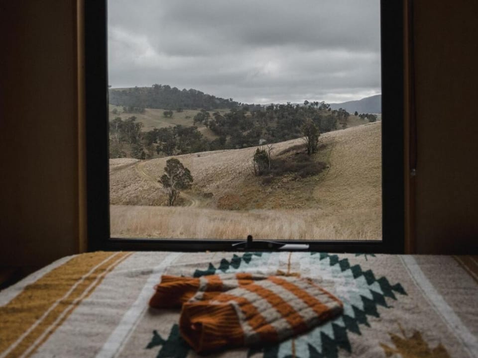 Remote Off-Grid Cabin Hidden in Nature - Hot Tub - Vera Cabin in Duckmaloi