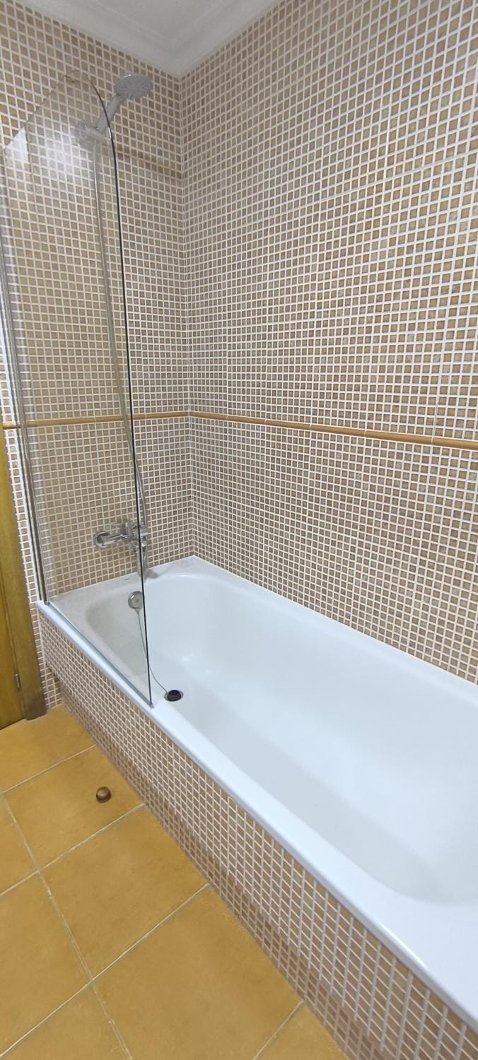 Bathroom, Bath