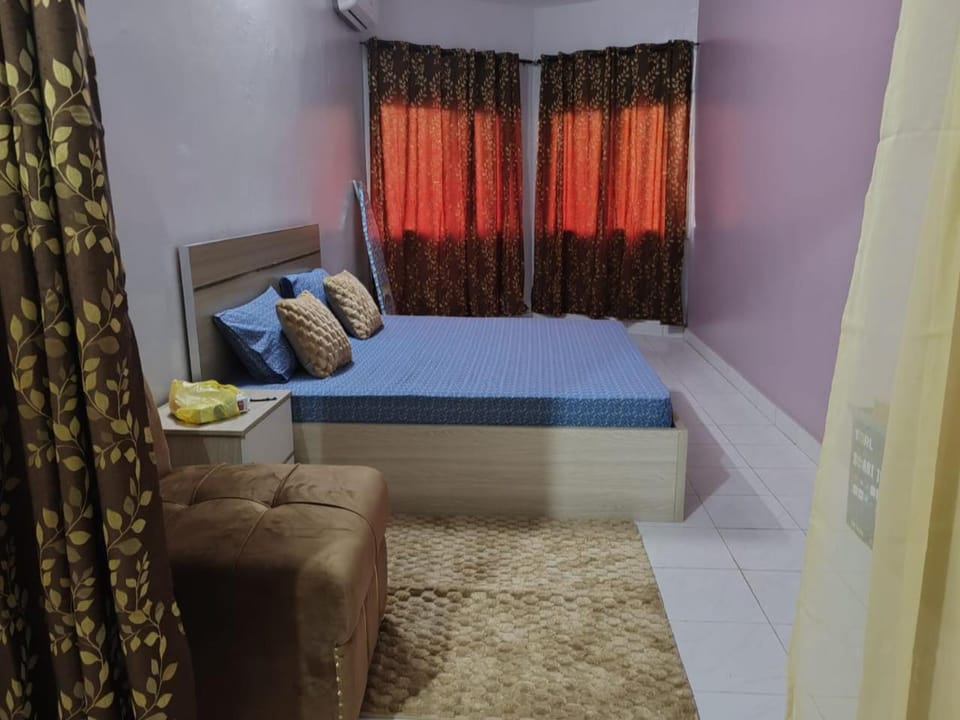 August House Apartment in Dakar