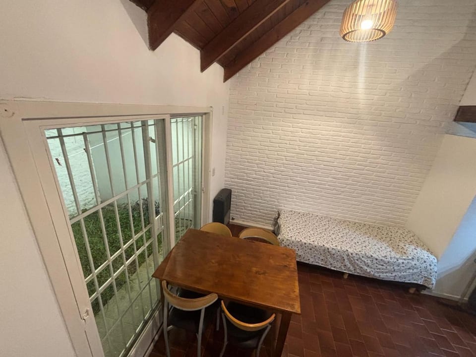 Duplex con AA Hospital San Martin Apartment in La Plata