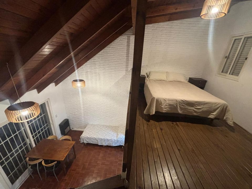 Duplex con AA Hospital San Martin Apartment in La Plata