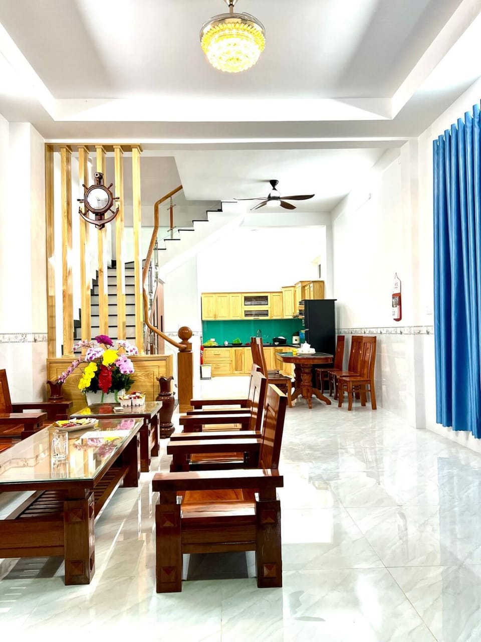 Living room, Dining area