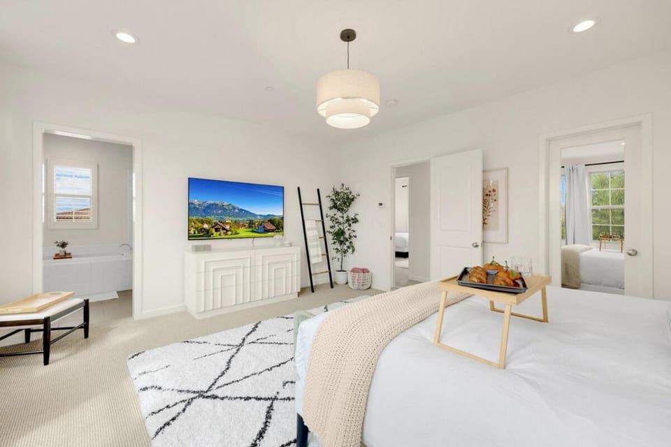 Grand Luxury 4BD Estate in Irvine House in Irvine