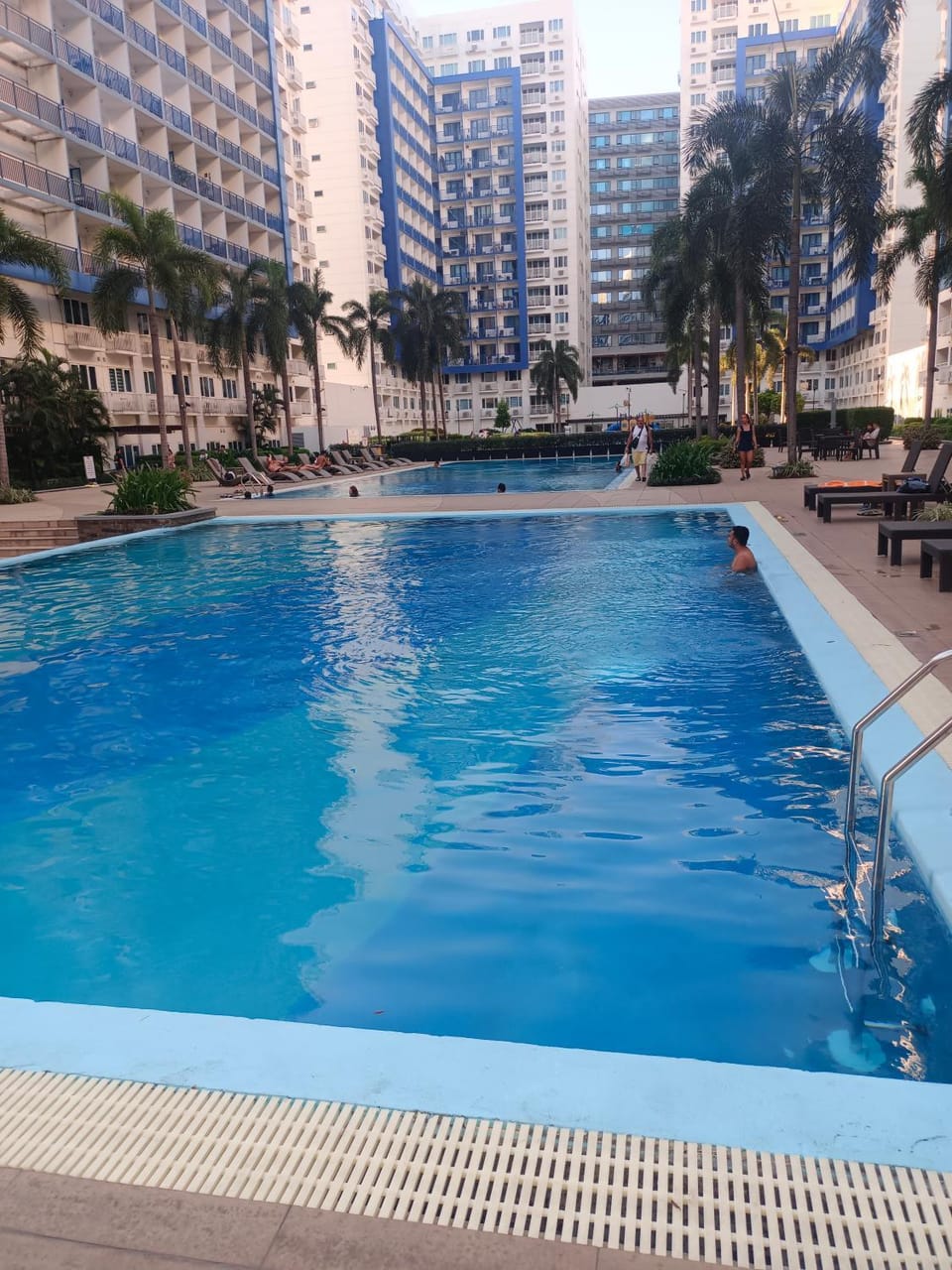 Sea Residence Tower EF by Theresa P Bed and Breakfast in Pasay