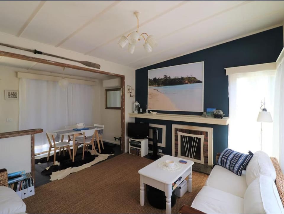 11 Broome Street Mallacoota House in Mallacoota