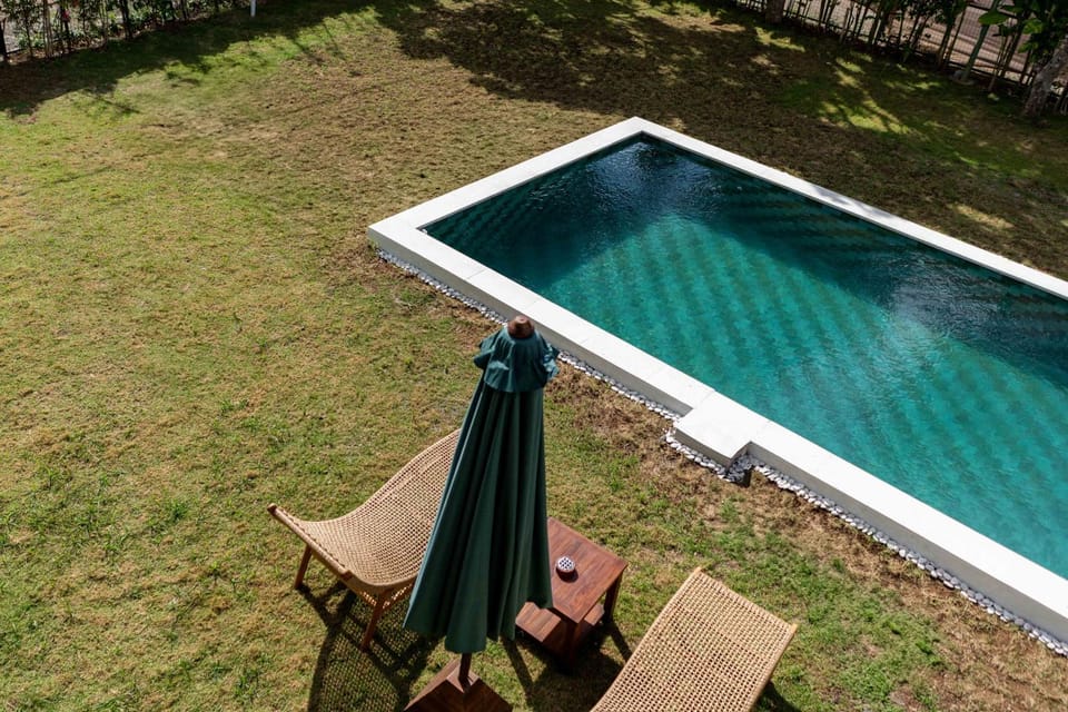 Swimming pool, Swimming pool