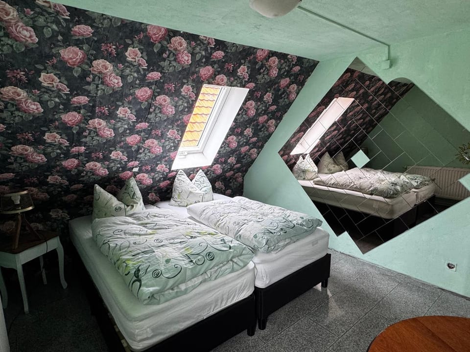 Gästezimmer Privatzimmer Free WiFi Vacation rental in Thuringia, Germany