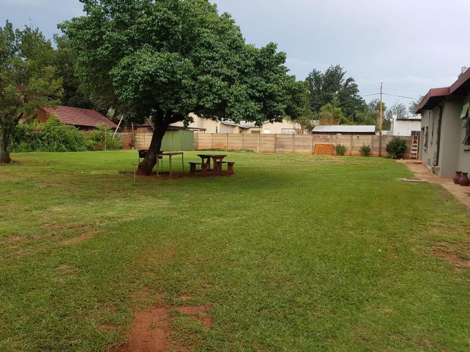 Royal guest lodge Bed and Breakfast in South Africa