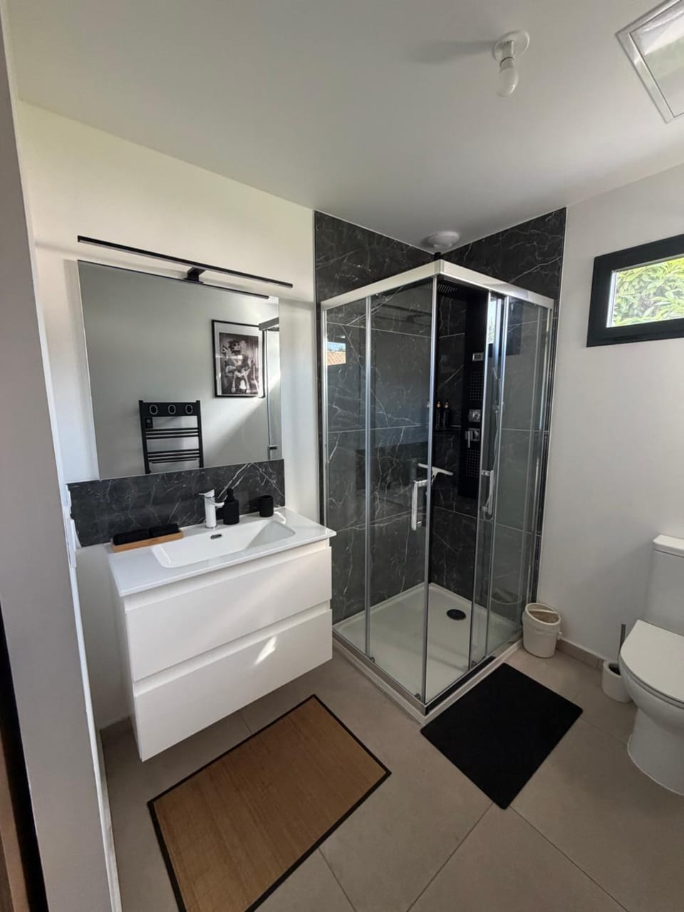 Love room proche du bassin , jacuzzi, jardin privé Apartment in Mios