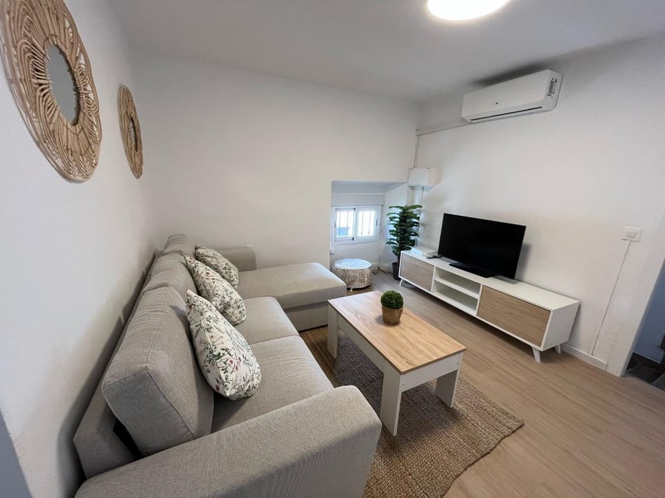 Centrally located apartment with terrace Apartment in El Puerto de Santa María