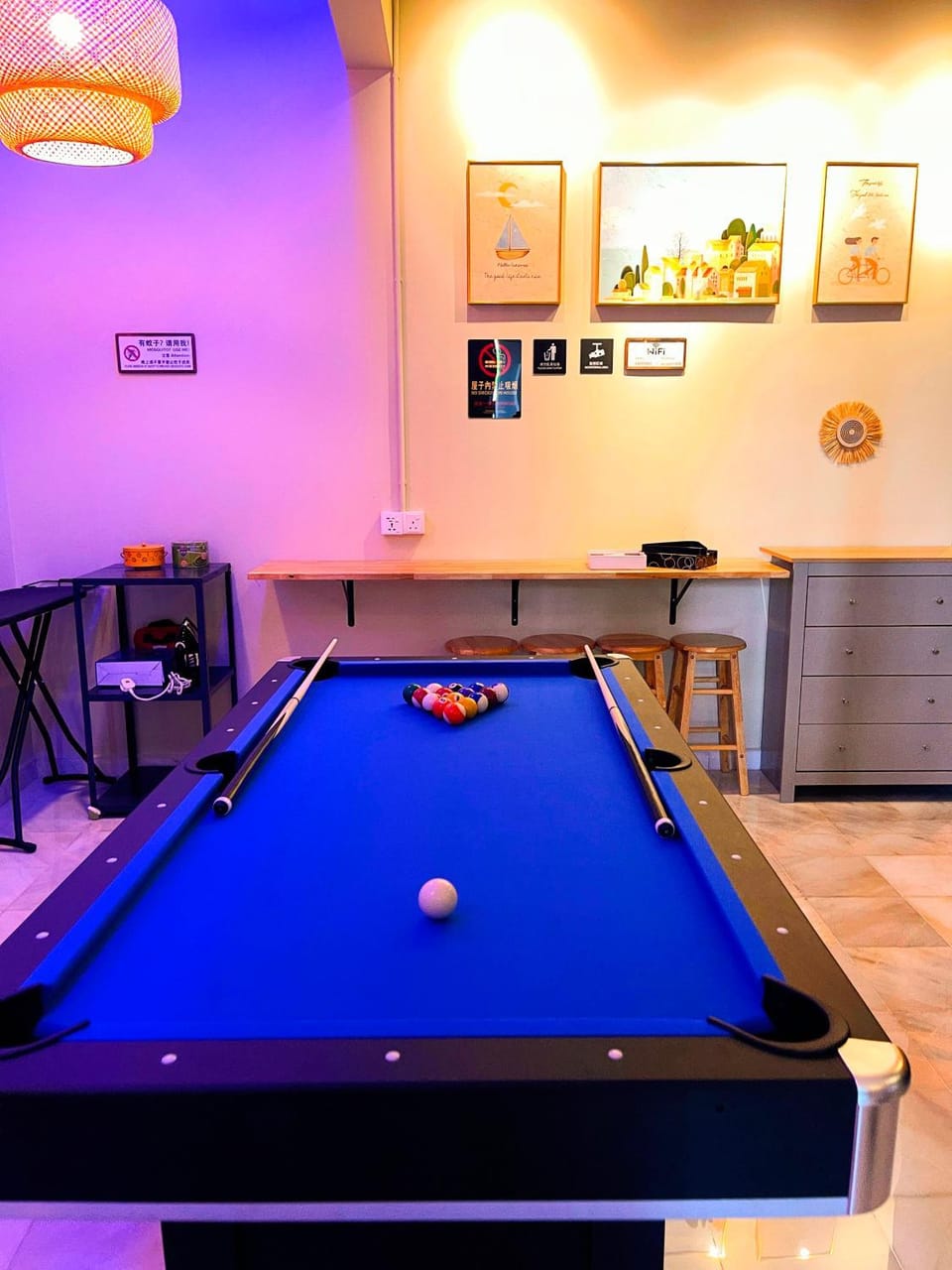 Billiard, Billiard, Game Room, Living room
