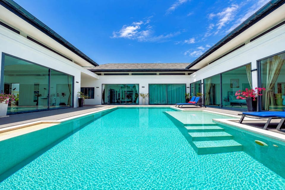 Property building, Swimming pool