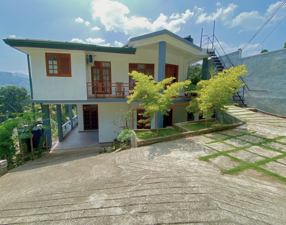 Kandy Mount Breeze Vacation rental in Kandy