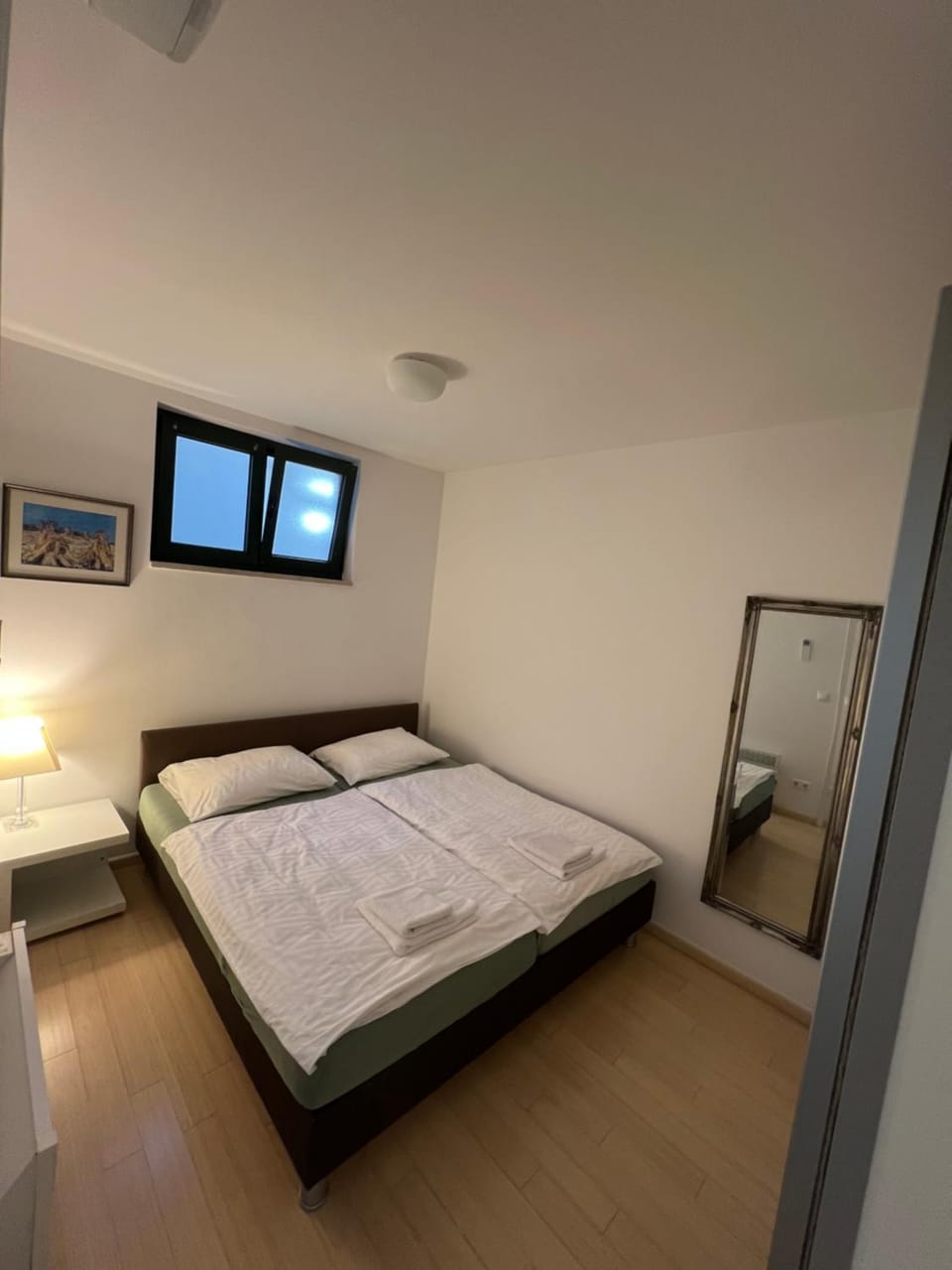 Apartman Lovren - Prvi red do mora Apartment in Novalja