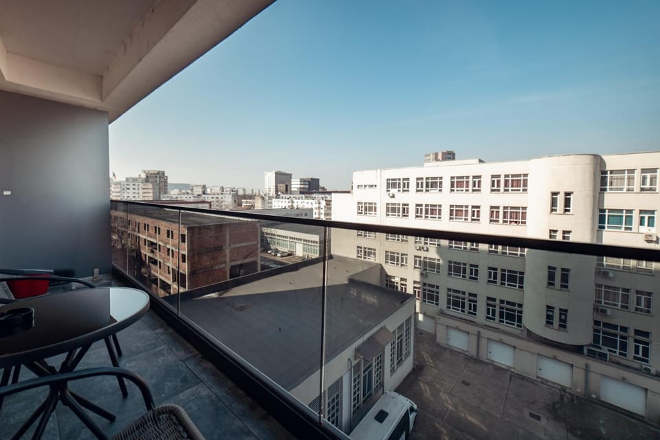 Property building, Patio, Day, View (from property/room), Balcony/Terrace, City view