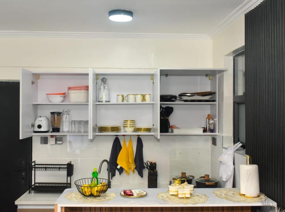 Golden Mango Heights, B903, Kilimani Apartment in Nairobi
