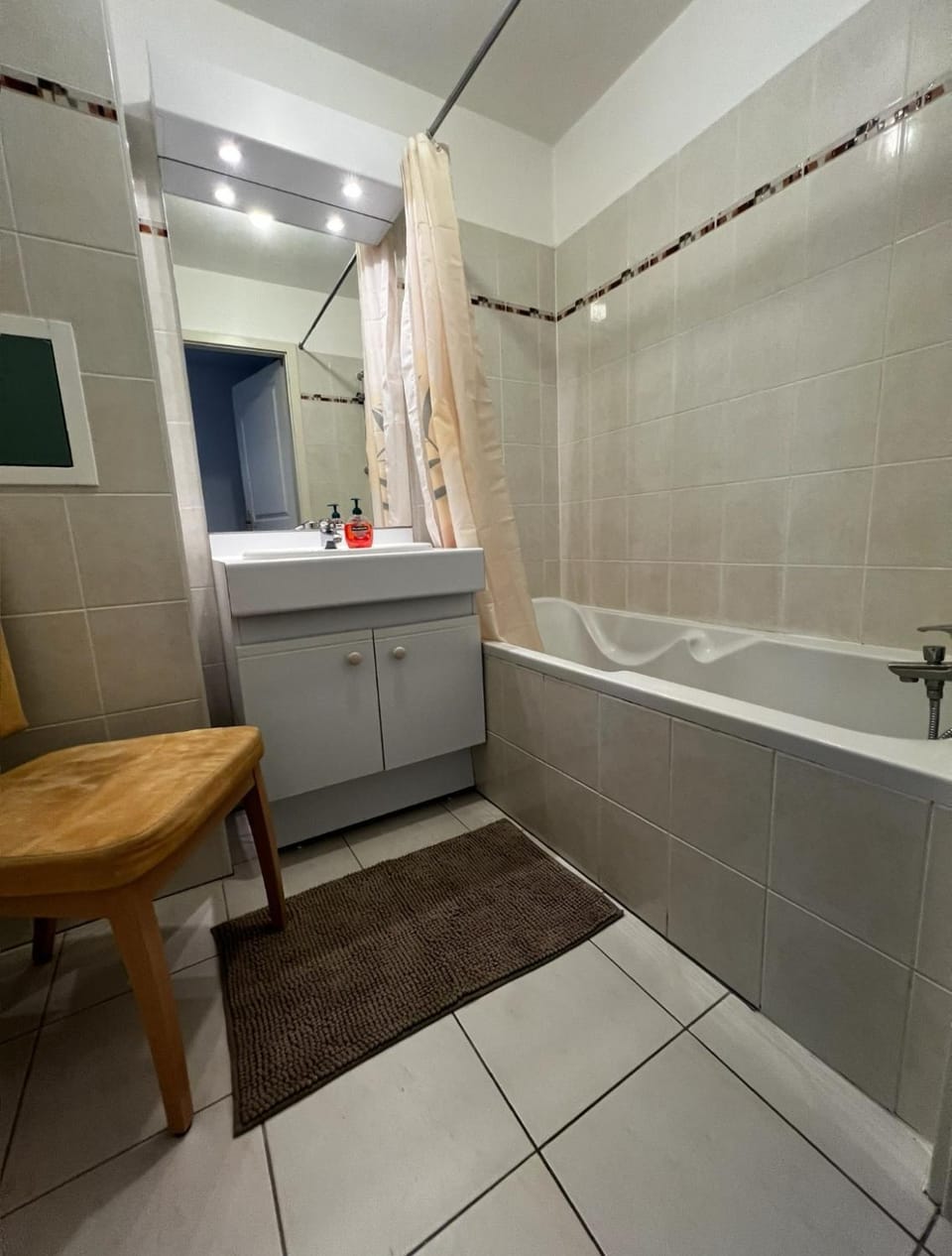 ZEHNITH Strasbourg tramway Apartment in Eckbolsheim