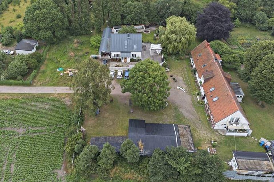 Property building, Bird's eye view