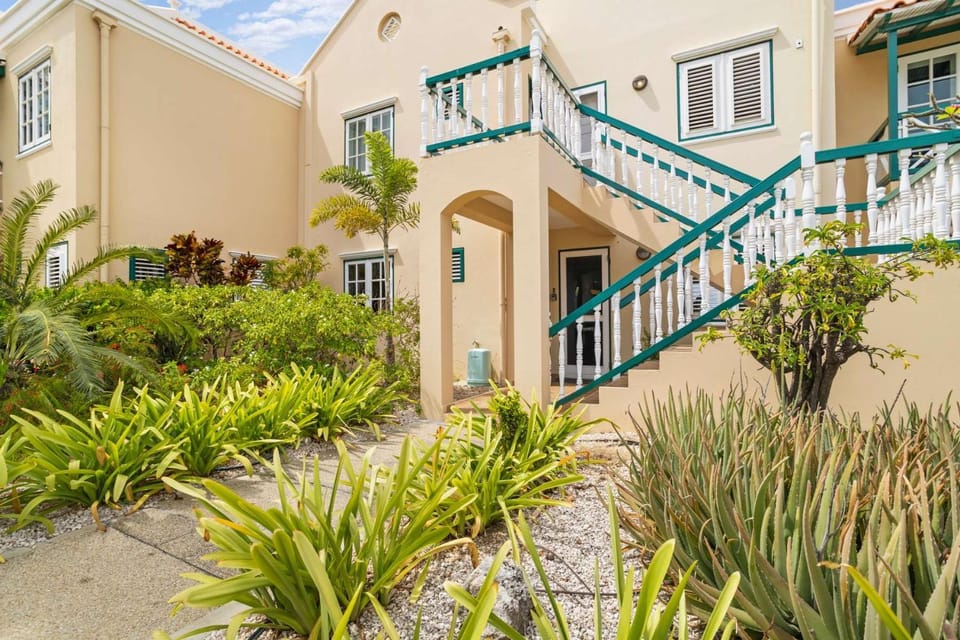 Port Bonaire BonMar A201 with sea view and shared Apartment in Venezuela