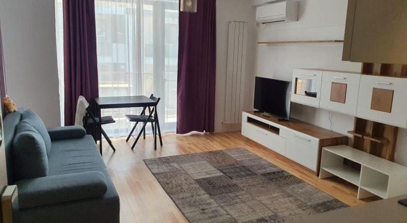 Black Sea Booking - Blue Apartment in Constanța County