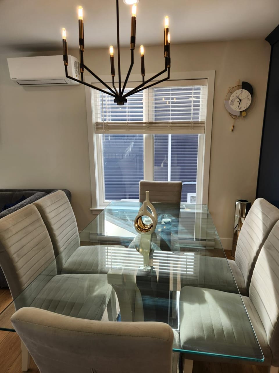 Dining area, air conditioner