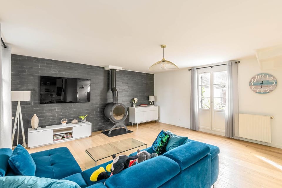 Beautiful house 5 Bedroomed Ormoie Near Disneyland Paris Apartment in Magny-le-Hongre