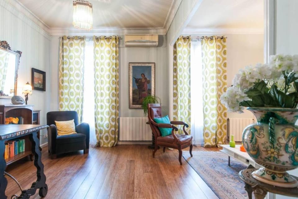 Explore City Center from an Elegant Urban Retreat Apartment in Barcelona
