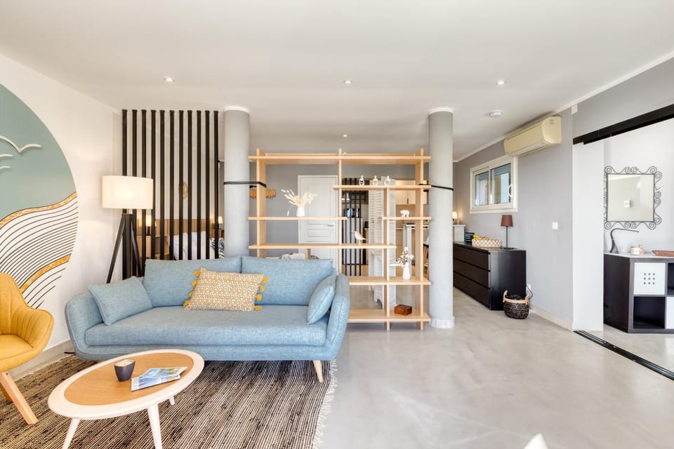 Living room, Seating area, Bedroom