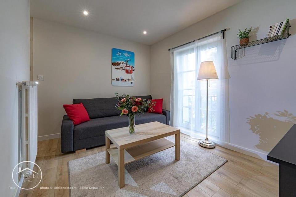 Decorative detail, Seating area