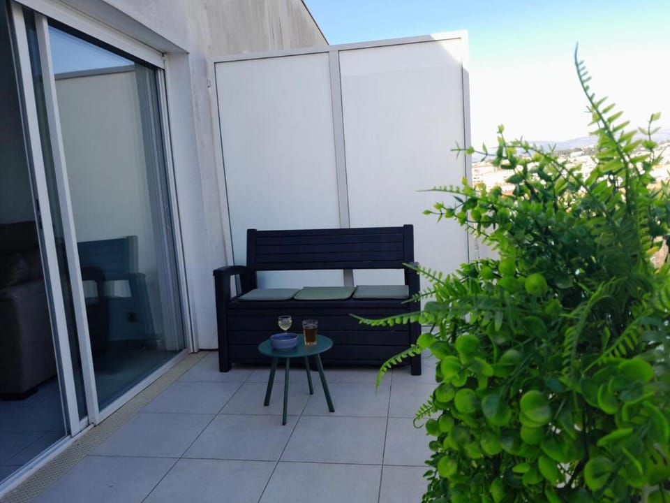 View (from property/room), Balcony/Terrace
