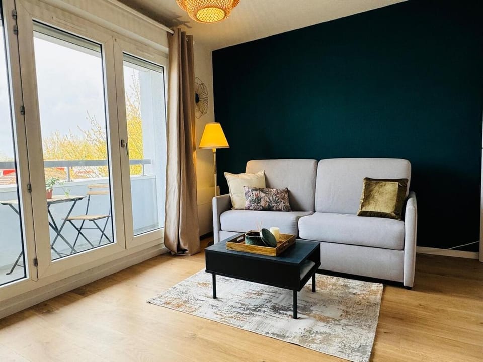Le Bocal - Private Parking - Wi-Fi Apartment in Gradignan