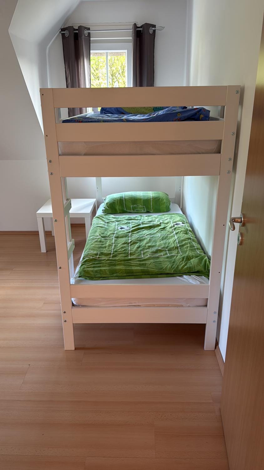 Photo of the whole room, bunk bed