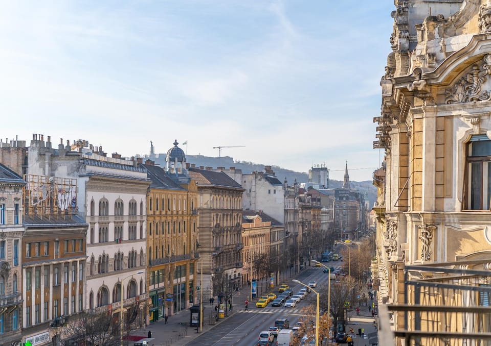 Time Out Suites With Terrace - R30 Apartment in Budapest