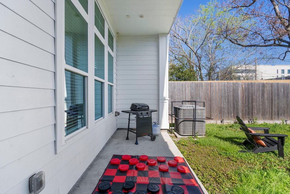 Patio, BBQ facilities, Balcony/Terrace, Garden view