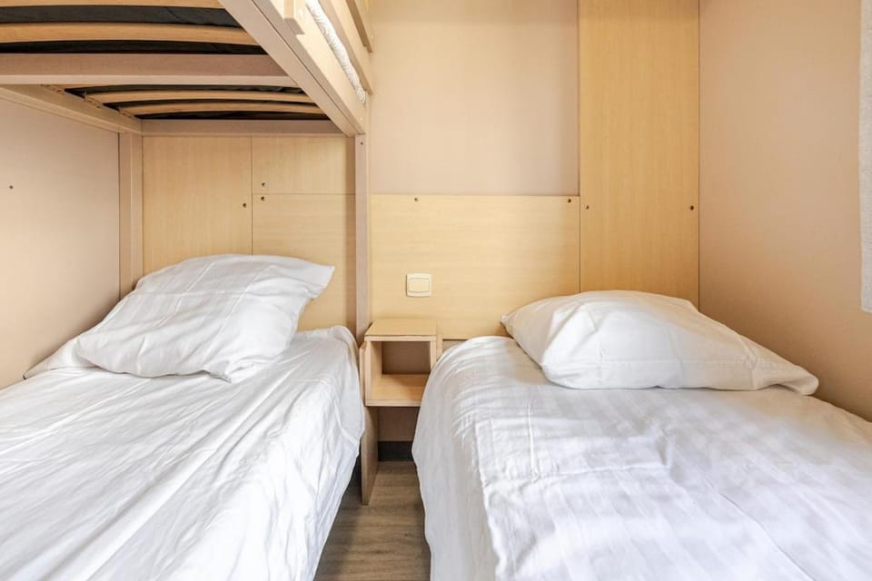 Mobil home climatisé, Wi-Fi, 30 minutes du Puy duFou, proche de la piscine Apartment in Pays de la Loire