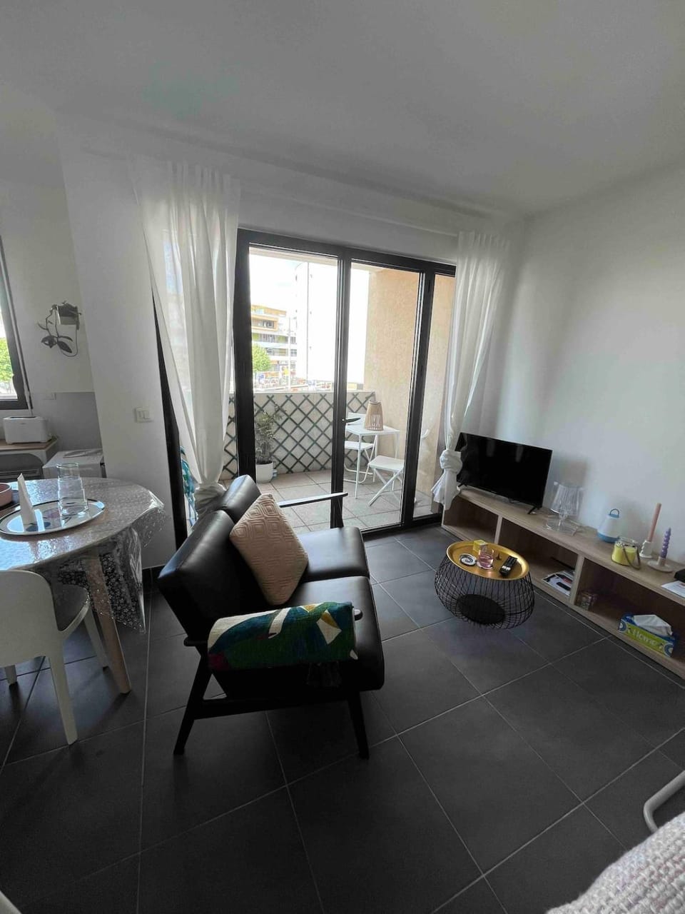 Grand Studio avec Parking et Wifi Apartment in Castelnau-le-Lez