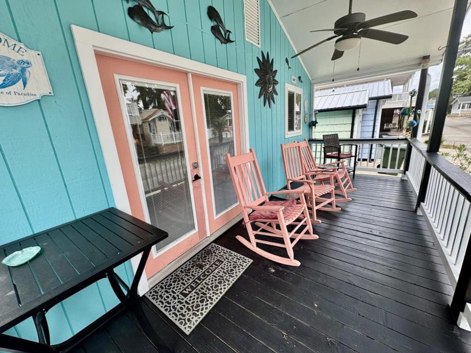 Ocean Lakes, Golf Cart, Pet Friendly 1647 House in Surfside Beach