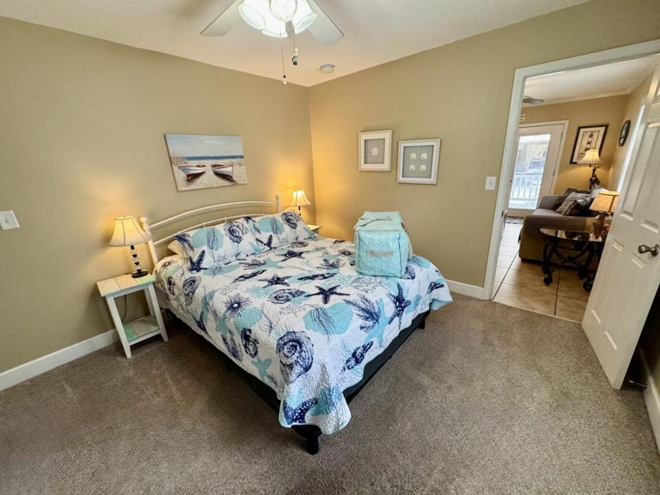 Ocean Lakes, Golf Cart, Pet Friendly 1647 House in Surfside Beach