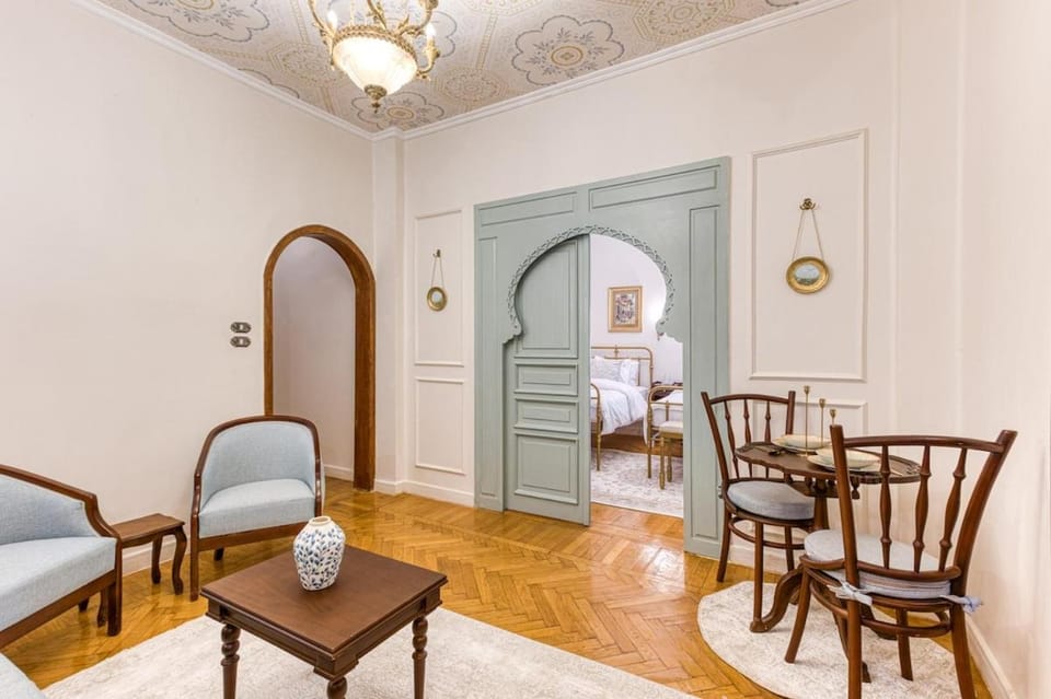 Luxury stays 2BR Downtown Cairo Apartment in Cairo