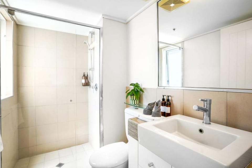 Shower, Bathroom