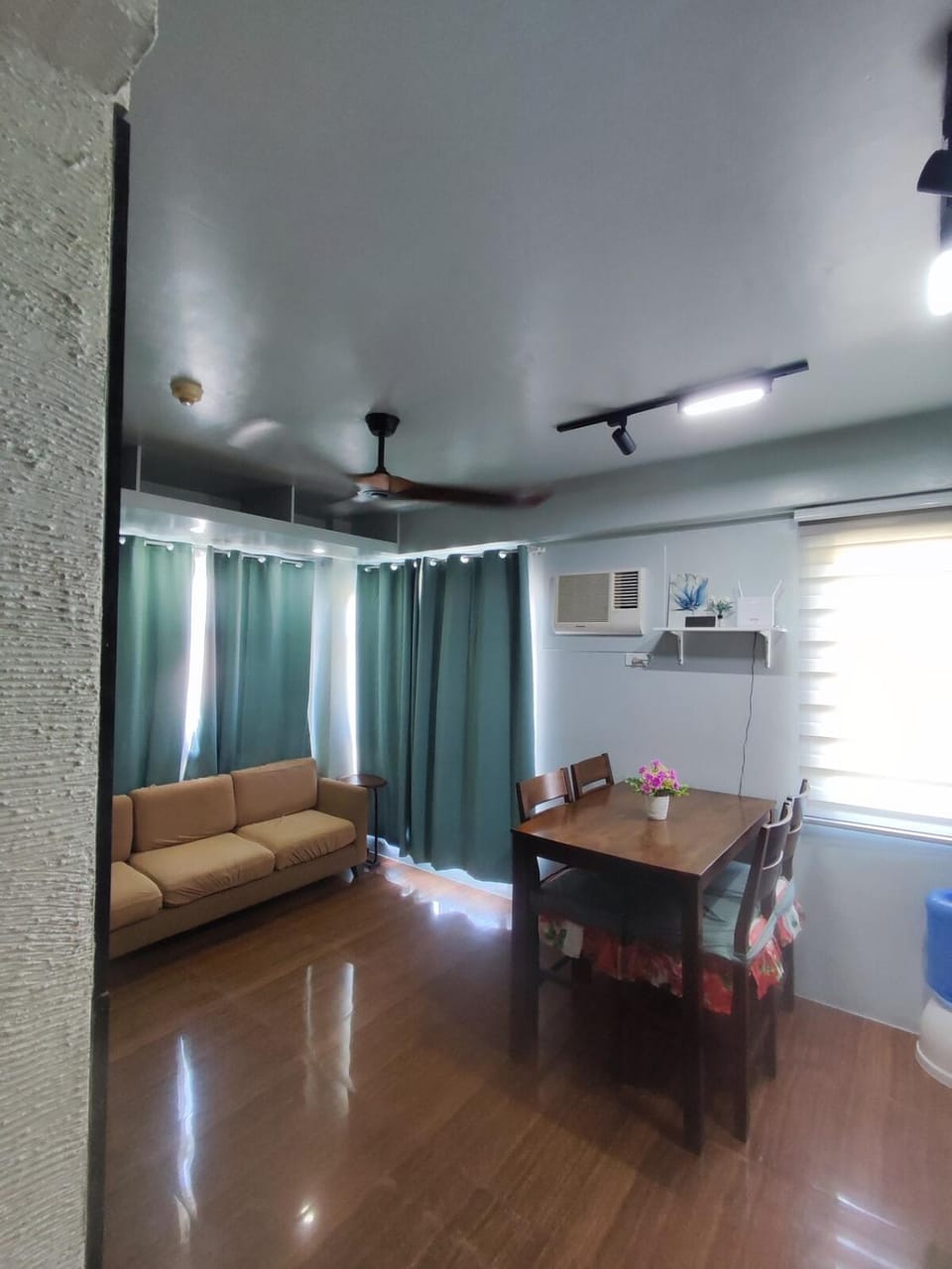 Two Bedroom - Presidio Lakefront Apartment in Muntinlupa