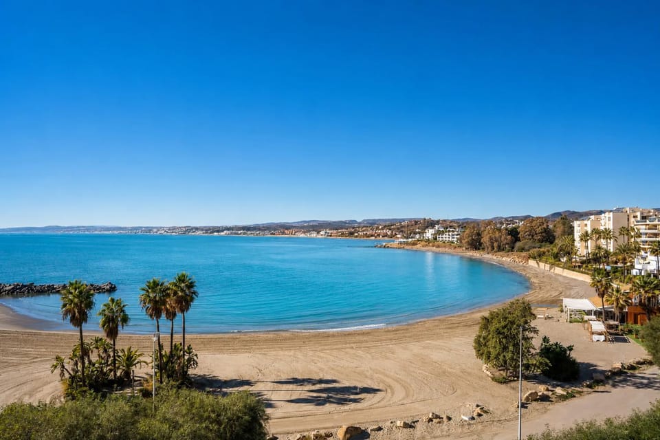 Kampaoh Estepona Luxury tent in Costa del Sol