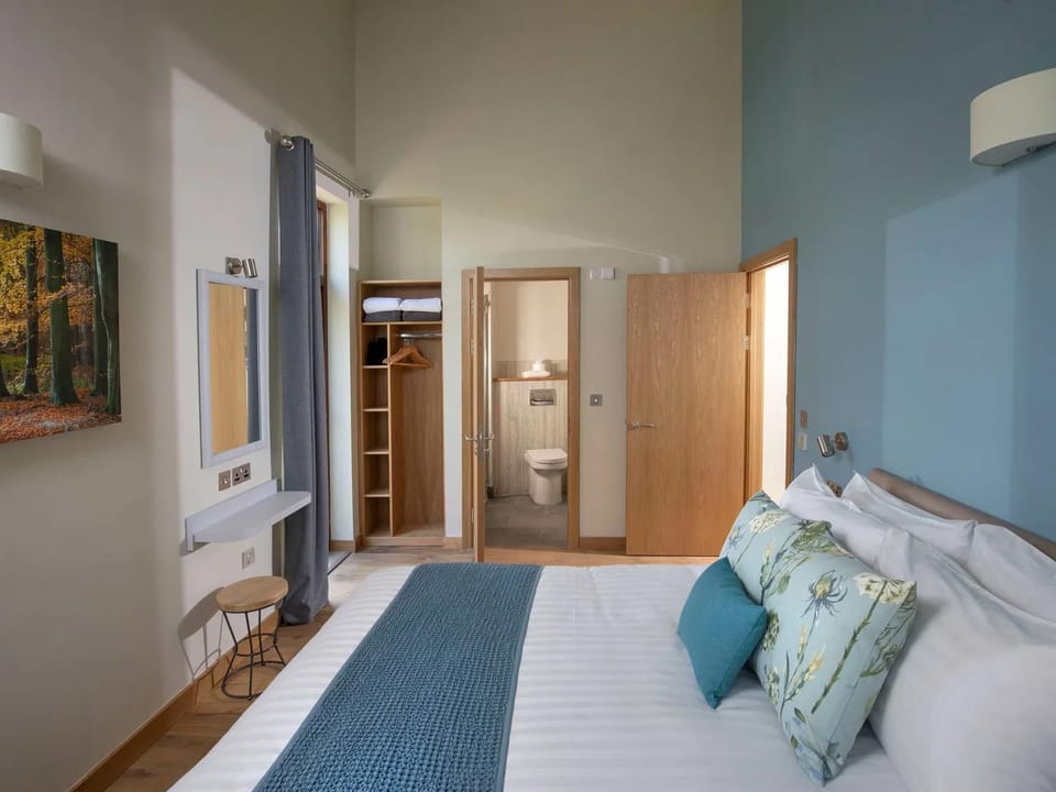 Delamere Forest Cabins - Forest Holidays Cabin in England